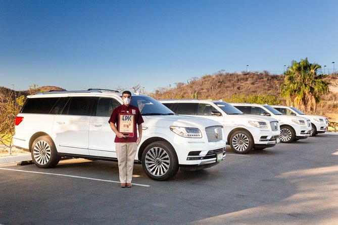 Lincoln Navigator Roundtrip Private Luxury Transportation - Who will get the most from this service