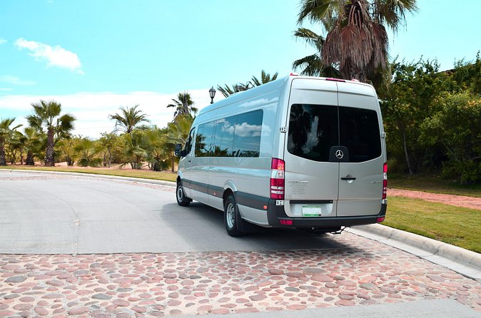 Los Cabos Airport Shuttle Roundtrip Hotels Only - My verdict: a practical choice with clear limits