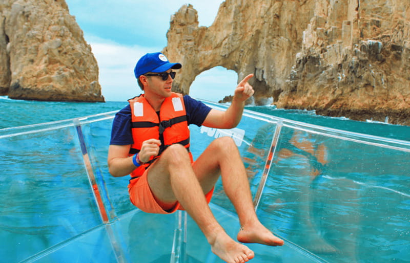 Los Cabos Arch & PelicanRock Cabo San Lucas CrystalBoat Tour - The 10-minute photo stop at Cabo San Lucas Arch