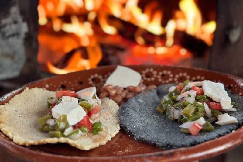 Los Cabos: Azteca Cactus Taco Farm to Table Cooking Class - Sharing the Meal With the Ranchero Family