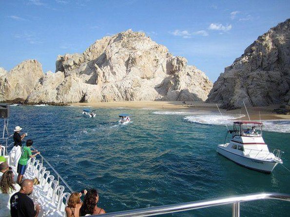 Los Cabos Beginner Scuba Dive Experience - Learning to breathe, signal, and stay calm