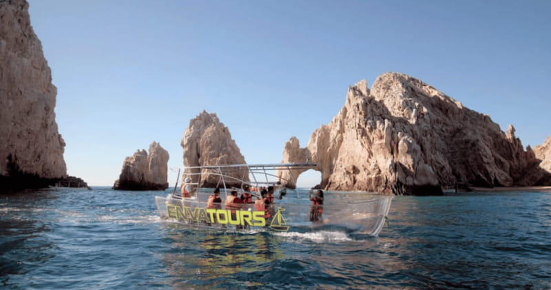 Los Cabos: Get to know the arch on the iconic transparent boat tour - Why the transparent boat is the point
