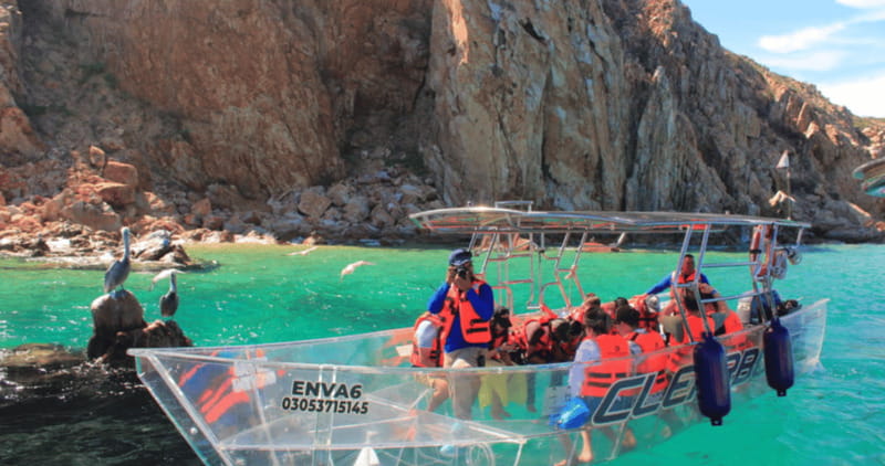 Los Cabos: Get to know the arch on the iconic transparent boat tour - Finding Envatours Cabo near the marina