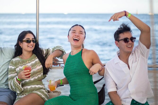 Los Cabos Jazz & Wine Sunset Cruise - Passing Lover’s Beach and Land’s End