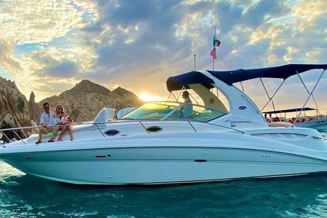 Los Cabos Private Yacht Whale Watching & Drinks - Up to 18 Guests - From C Dock to the Arch and Lovers Beach