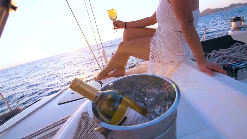 Los Cabos: Shared Sunset Sailing Cruise - Cruising past Lovers’ Beach and the Arch