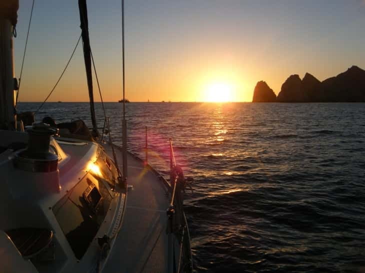 Los Cabos: Shared Sunset Sailing Cruise - Starting at F Dock in Cabo’s IGY Marina
