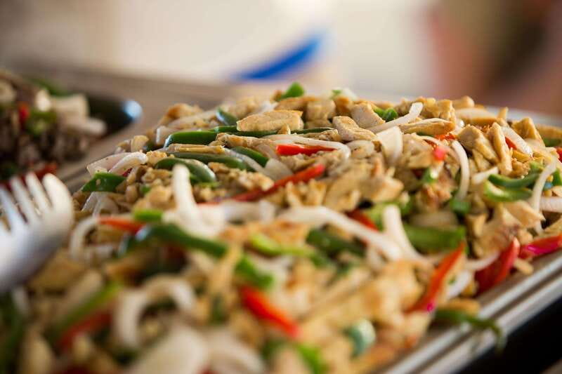Los Cabos: Sunset Fajitas Dinner Cruise on Cabo Escape - A sunset cruise built around Land’s End