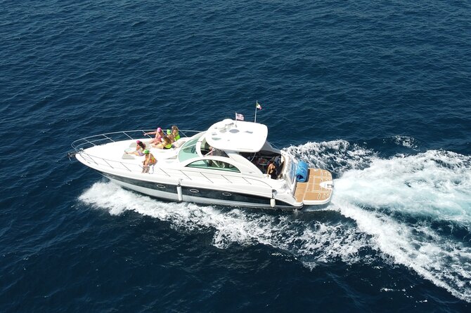 Luxury yacht for private tour EN Cabo San Lucas - Lover’s Beach and Divorce Beach