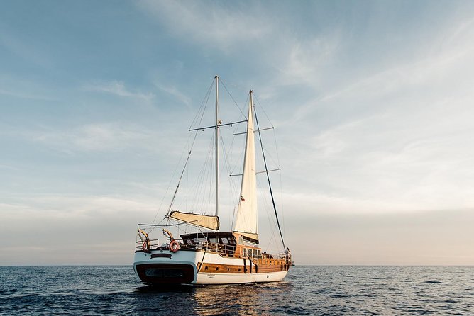 Luxury Yacht Snorkeling & Lunch Cruise from Cabo San Lucas - A Baja lunch served at sea