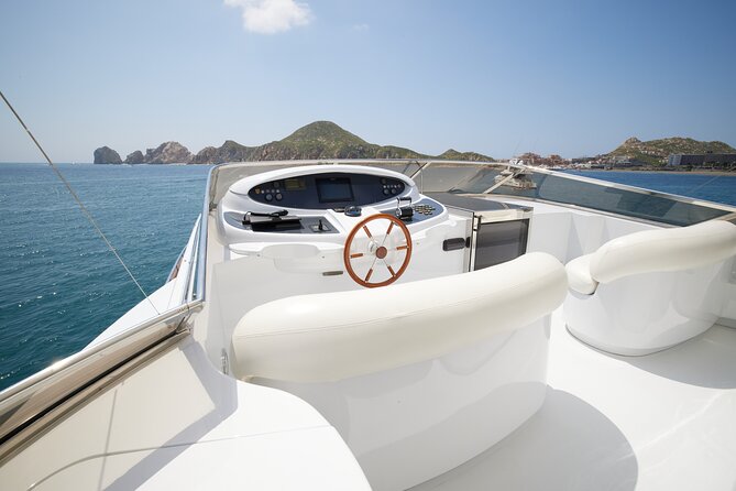 Number Juan 100ft Yacht Azimut Rental - From resort pickup to the Cabo marina