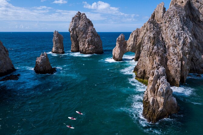 Paddleboard Expedition to the Arch of Cabo San Lucas, Lovers Beach & Snorkel - Paddling out from Empacadora Beach at 8 a.m.