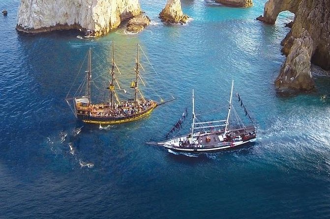 Pirate Ship Sunset Dinner and Show in Los Cabos - Dinner on the Water, With No Tables