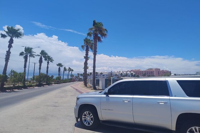 Private Airport Trip to Cabo San Lucas Hotels RT - A simpler start at Los Cabos International Airport
