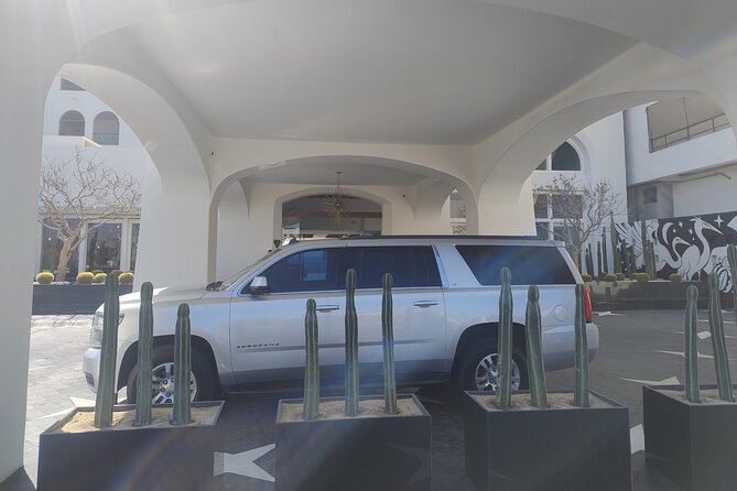 Private Airport Trip to Cabo San Lucas Hotels RT - Why the private group rate matters