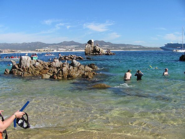 Private Cabo 35ft cat experience Food and open bar included! - Key points at a glance