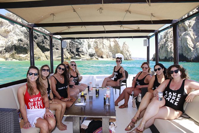 Private Cabo 35ft cat experience Food and open bar included! - Pelican Rock is where the action happens