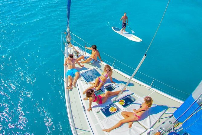 Private Luxury Sailing Cruise in Los Cabos with Lunch and Open Bar - Key points at a glance