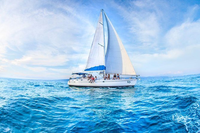 Private Luxury Sailing Cruise in Los Cabos with Lunch and Open Bar - Lunch with seafood ceviche and pasta