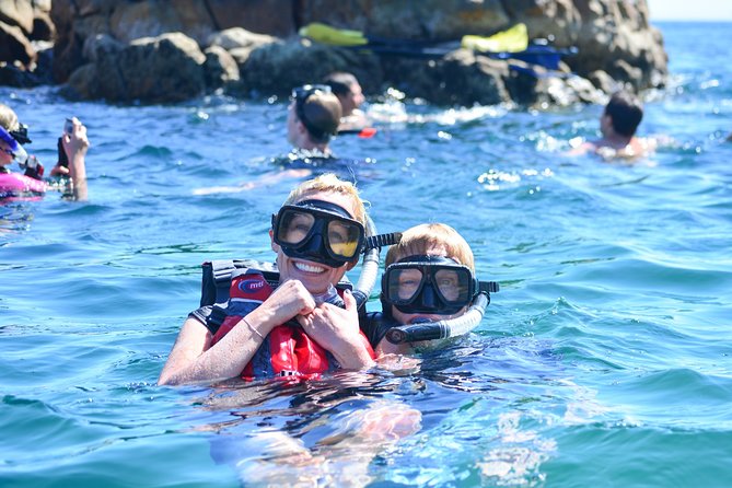 Private Paddleboard and snorkel at the arch - Guides who make the learning curve easier