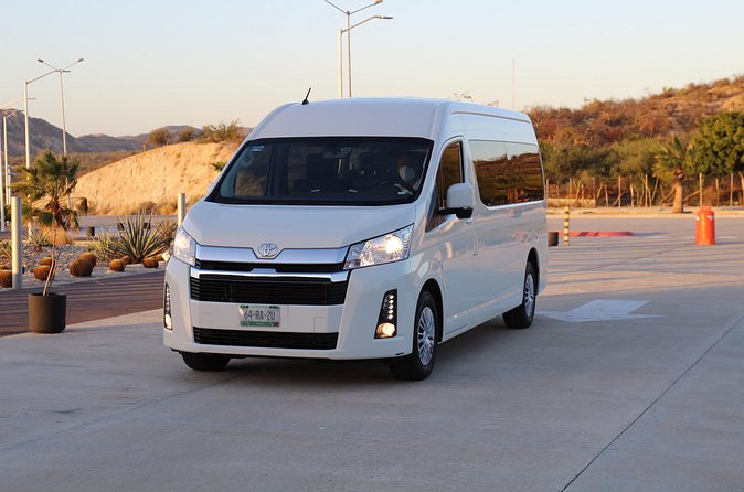 Private Roundtrip Transfer from Los Cabos Airport - Communication can make or break the experience