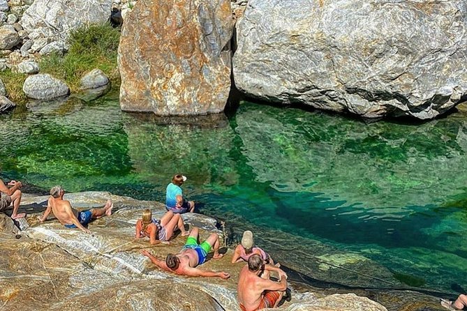 PRIVATE Sierra de Laguna Hiking & Natural Water Swim Waterfall - The three-mile loop through the desert