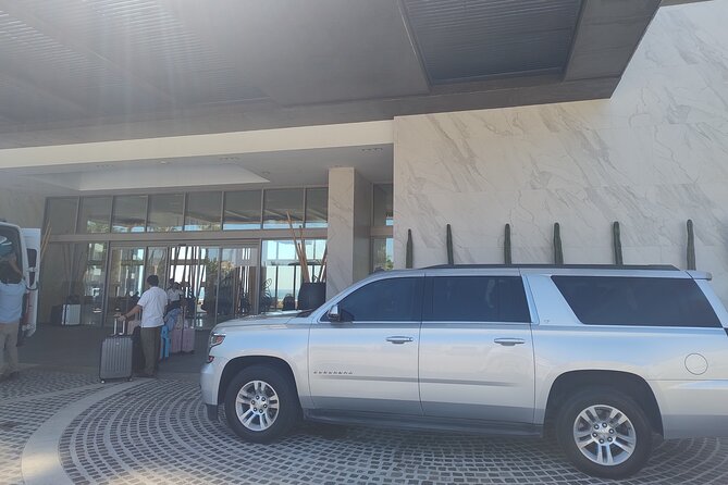 Private Trip From Airport to San Jose Del Cabo Hotels RT - The 25 to 35 minute trip to San José del Cabo