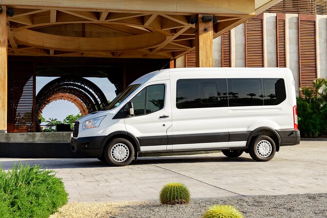 Private VAN Round-Trip from Airport to Hotel in San José del Cabo - Why private transport can be worth the $127 price