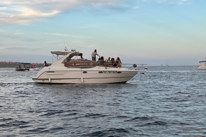 Private yacht rental for 2 hours - What the crew adds to the experience