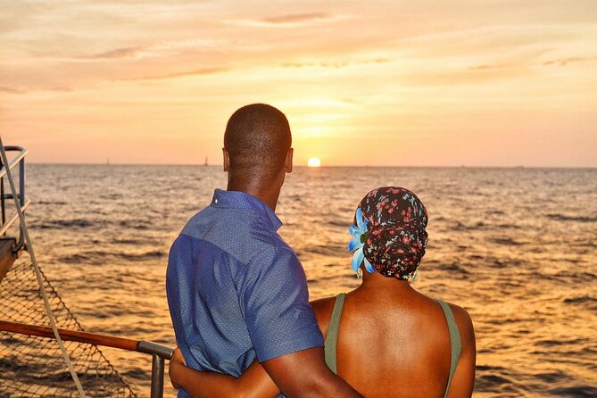 Romantic Sailboat Sunset: Live Music, Premium Bar & Dinner -Cabos - Sailing Toward El Arco at Sunset