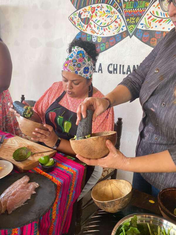 San José del Cabo:Cooking Class +Margaritas & Mezcal tasting - What makes Chef Oscar’s teaching style work
