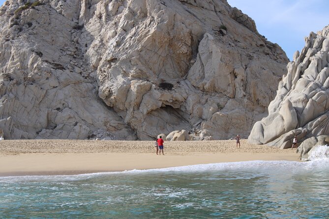 Shared Tour to the Arch of Cabo San Lucas - Small boats, captains, and the feel on the water