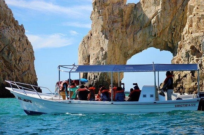 Shared walks to the arch of Cape San Lucas - Is $19 a good value?
