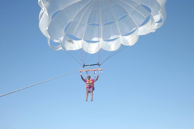 Single or Double Parasailing in Cabo with Views of The Arch - What the boat portion is really like