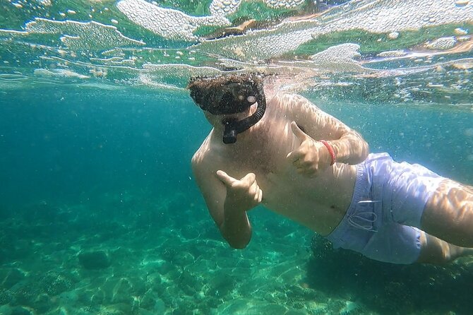 Snorkel Privately in Cabo San Lucas - Cabo’s Arch, Lover’s Beach, and the shoreline rocks