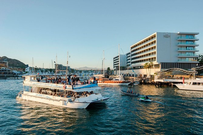 Sunset Boat and Shopping Tour Combo - A land-and-sea day in Los Cabos
