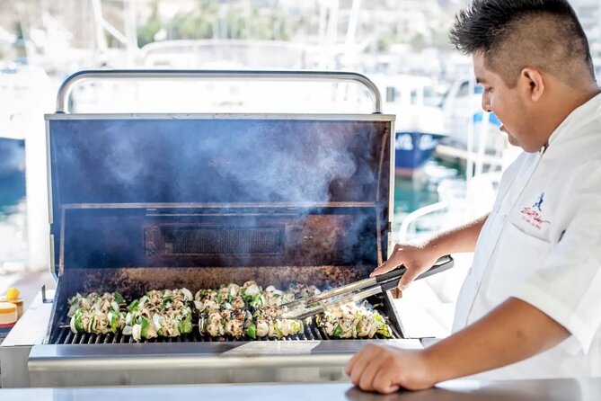 Sunset Dinner Cruise in Los Cabos - Who will enjoy this Cabo dinner cruise?