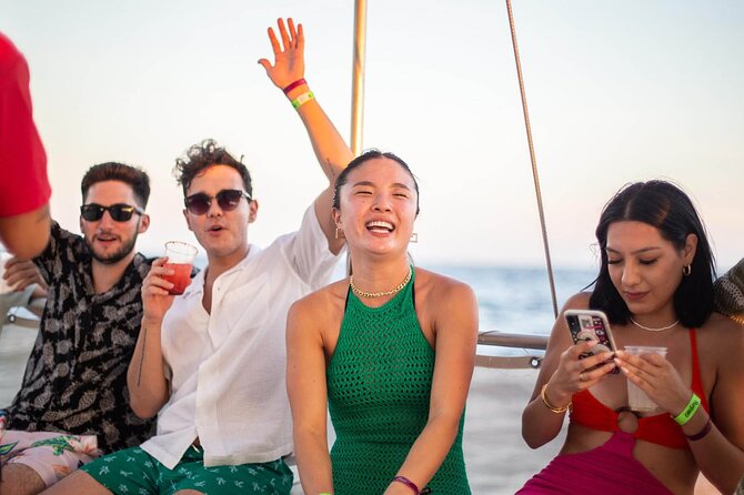 Sunset Sail Party Cruise on the Pez Gato - A sunset party with Cabo’s best photo stops