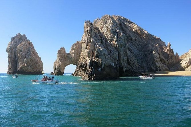 The Arch of Los Cabos Glass-bottom boat tour - What to bring and what to budget