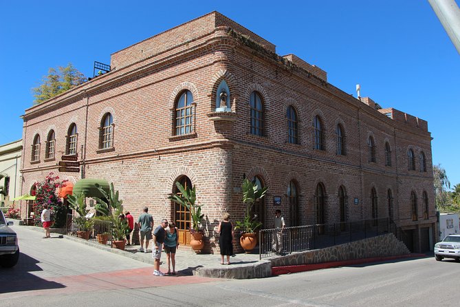Todos Santos tour & Hotel California - The long road from Cabo to Todos Santos