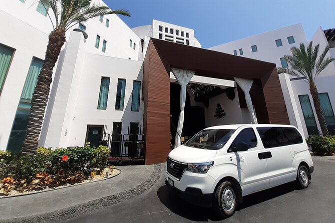 van private one way from airport to your Hotel in los cabos - Finding the van at International Terminal 2
