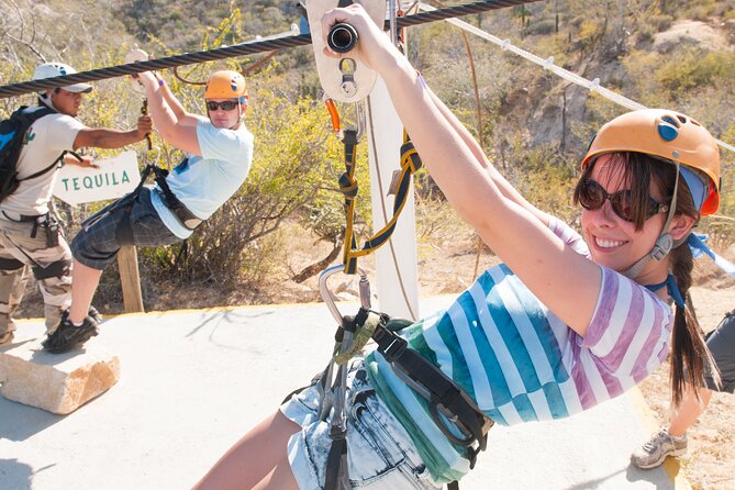 Zipline Extreme at Canopy Costa Azul: suspension bridge, rappel and ziplines - Pickup is useful, but confirm it twice